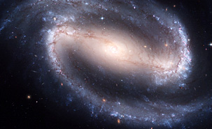 L'astrophysique stellaire et extragalactique ainsi que la cosmologie passionnent nos chercheurs. (Photo: NASA, ESA et la Hubble Heritage Team - STScI/AURA) L'astrophysique stellaire et extragalactique ainsi que la cosmologie passionnent nos chercheurs. (Photo: NASA, ESA et la Hubble Heritage Team - STScI/AURA)