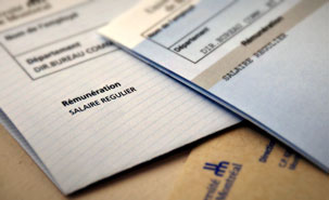 Le 31 mai, les employés recevront leur dernier avis de dépôt papier. Après, il sera possible de consulter les détails de sa paie à partir du libre-service électronique Synchro. Le 31 mai, les employés recevront leur dernier avis de dépôt papier. Après, il sera possible de consulter les détails de sa paie à partir du libre-service électronique Synchro.